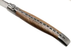 Laguiole En Aubrac CCF99NOIHL 4-teiliges Besteckset Walnussholz 9 Laguiole En Aubrac CCF99NOIHL 4-teiliges Besteckset Walnussholz -Victorin Geschaft AUCCF99NOIHL 05 laguiole en aubrac