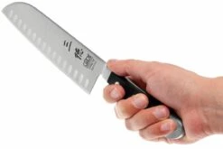 Güde Santoku Mit Kullen, 1546/18 -Victorin Geschaft GU1546 18 05 gude alpha santoku met kuiltjes gu1546 18 d5